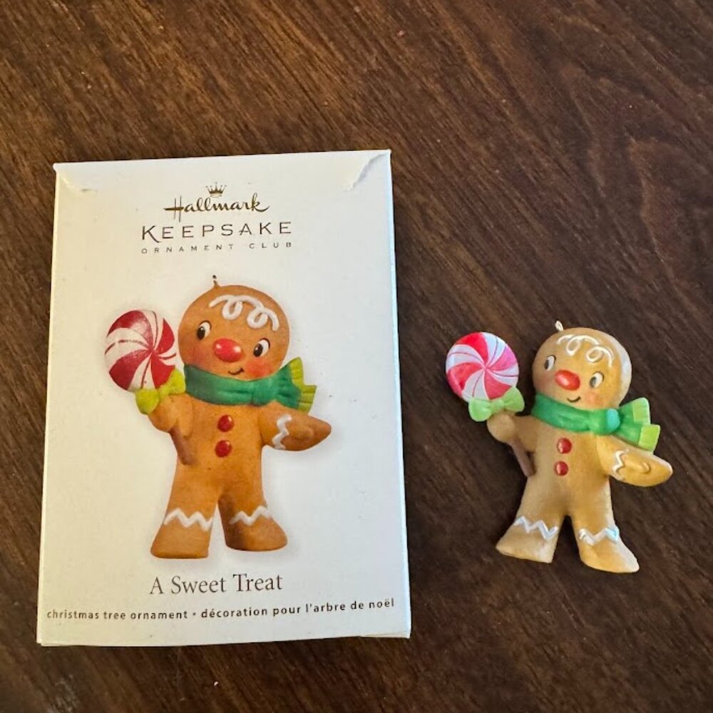Hallmark Keepsake Ornament 2011 A Sweet Treat Gingerbread Man Boy Peppermint